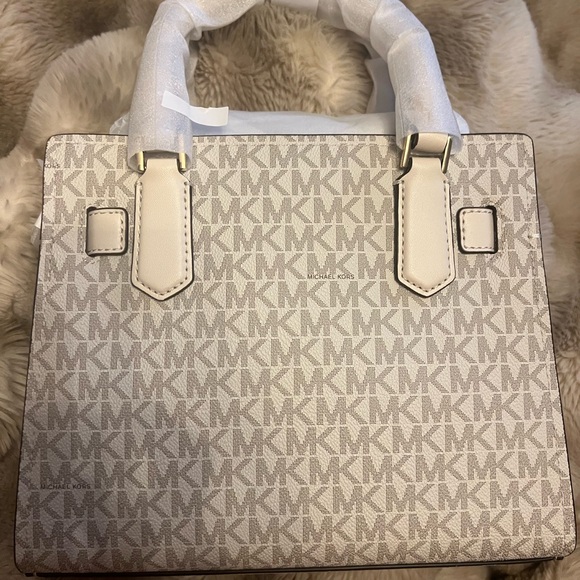 NWT Michael Kors Hamilton Small Logo Satchel (Retail $358) - Picture 5 of 7